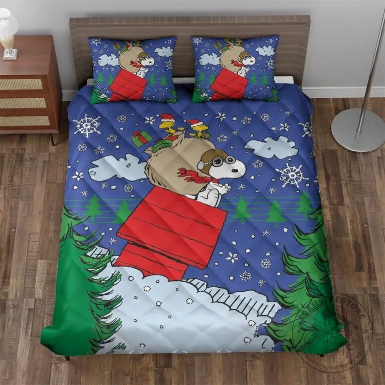 Snoopy and Woodstock Red Baron Christmas Quilted Bedding Set